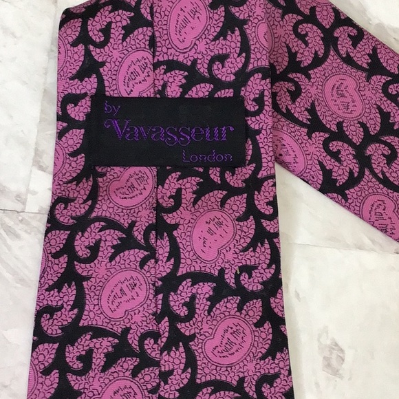 100% Silk Neck Tie - Picture 5 of 5